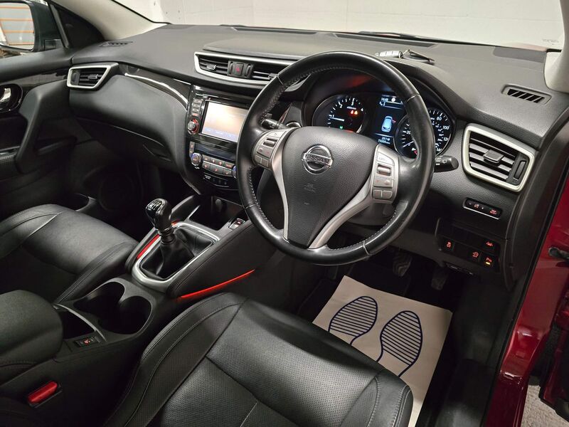 NISSAN QASHQAI