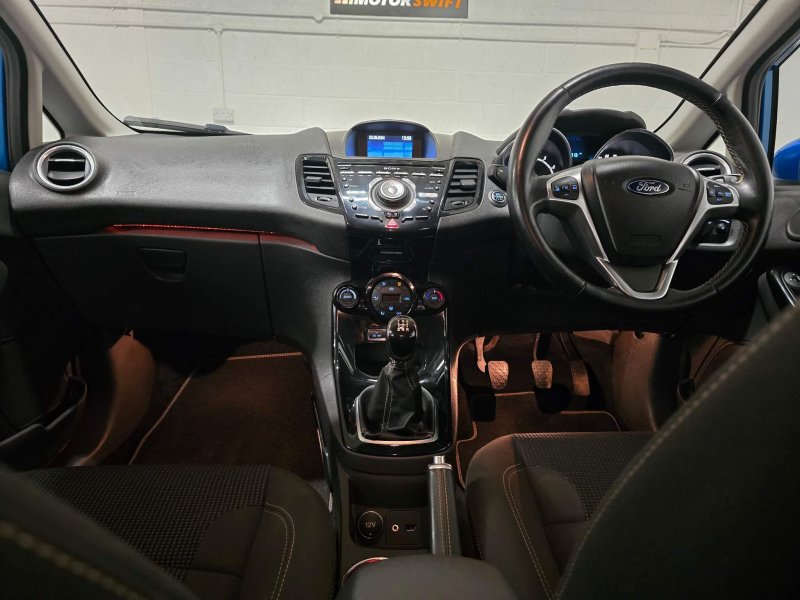 FORD FIESTA