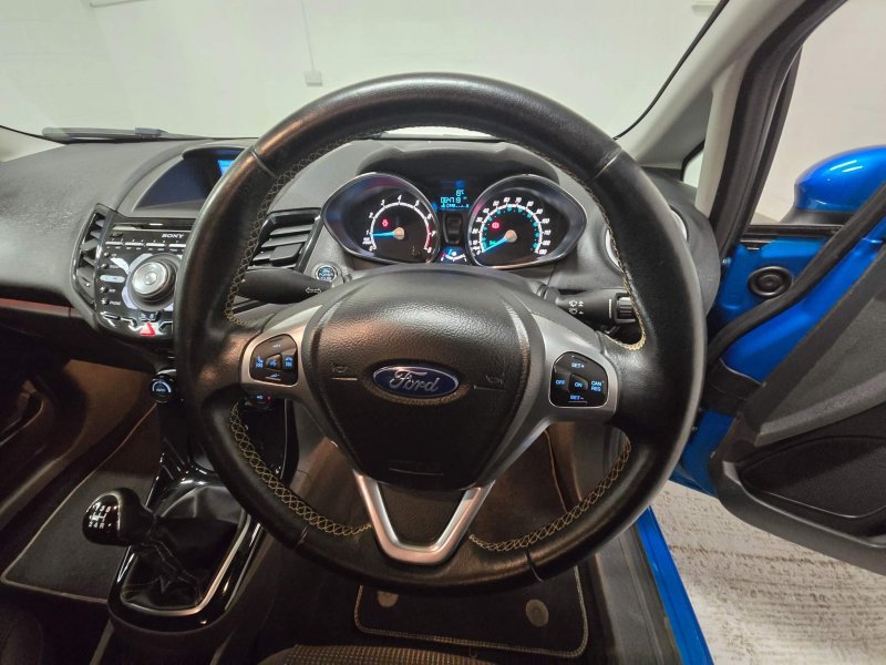 FORD FIESTA