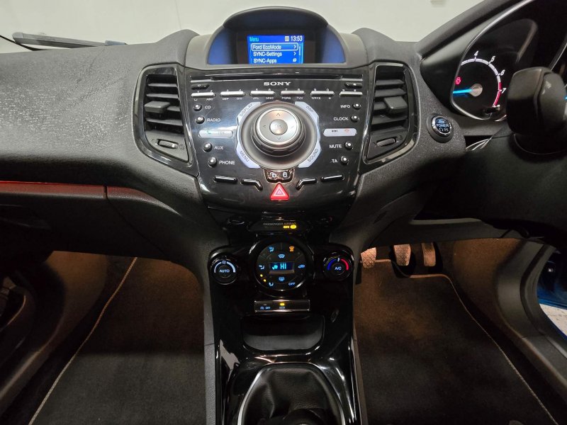 FORD FIESTA