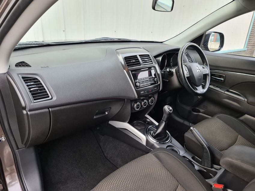 MITSUBISHI ASX