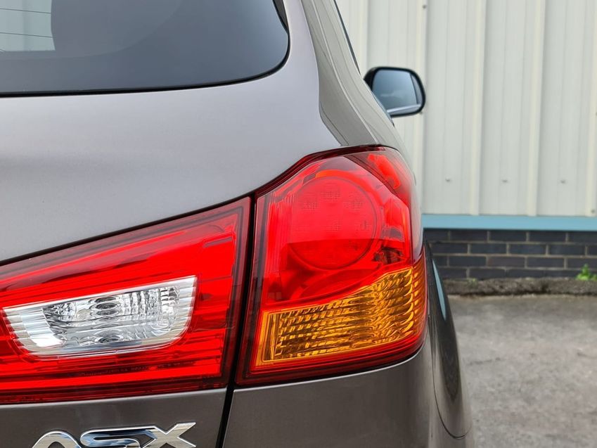 MITSUBISHI ASX