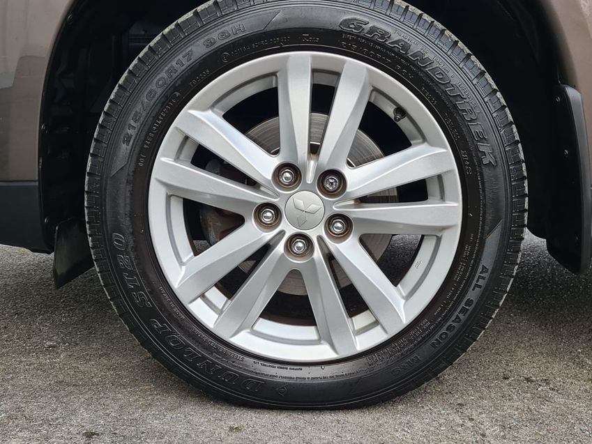 MITSUBISHI ASX