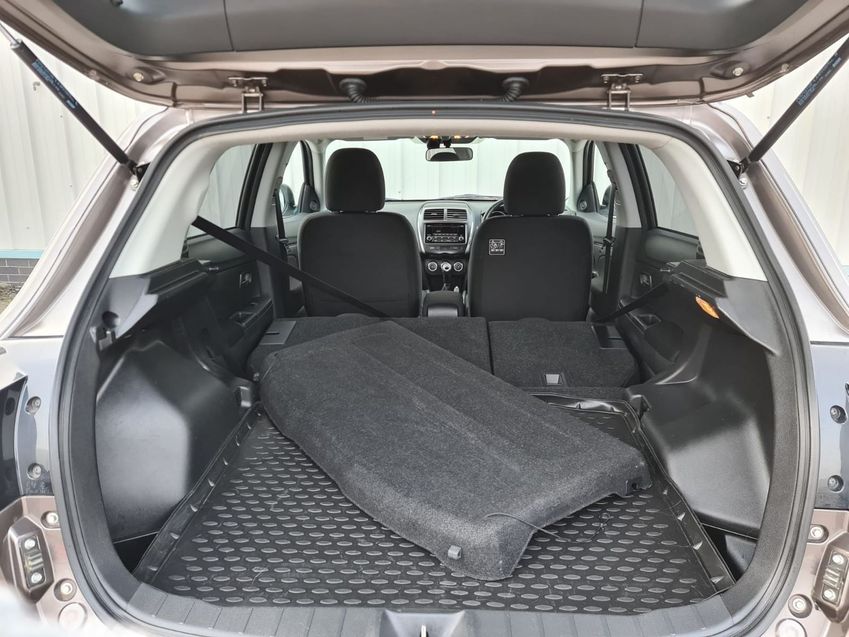 MITSUBISHI ASX