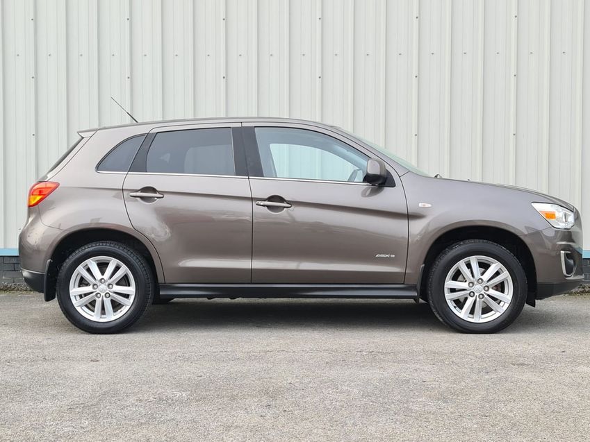 MITSUBISHI ASX