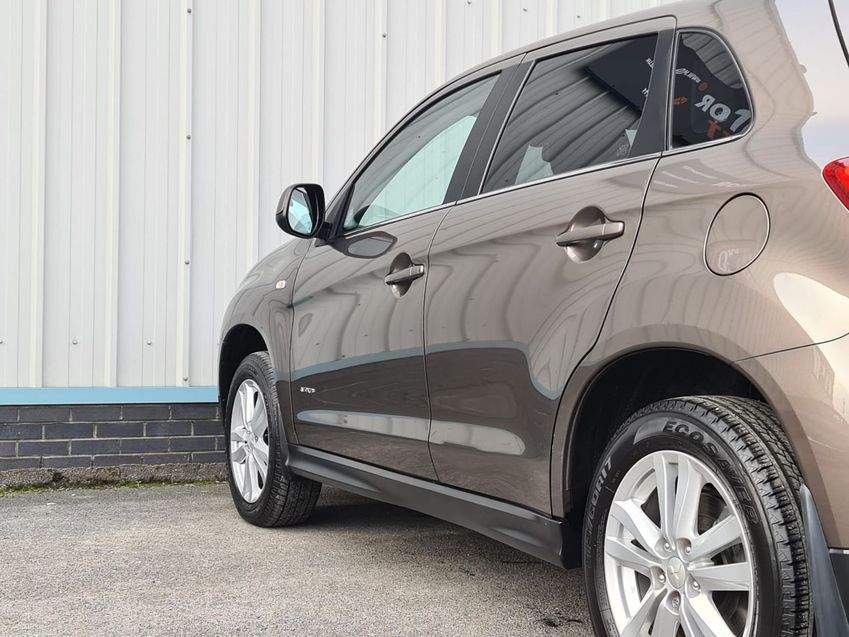 MITSUBISHI ASX