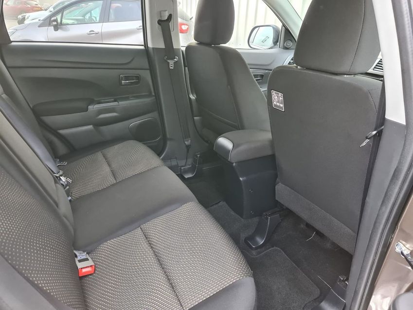 MITSUBISHI ASX
