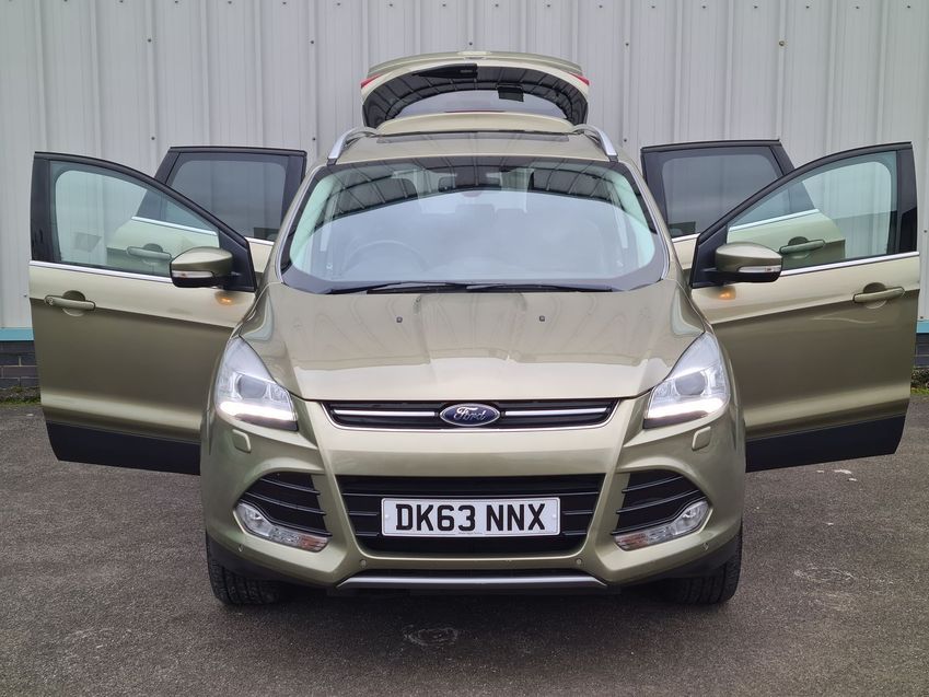 FORD KUGA
