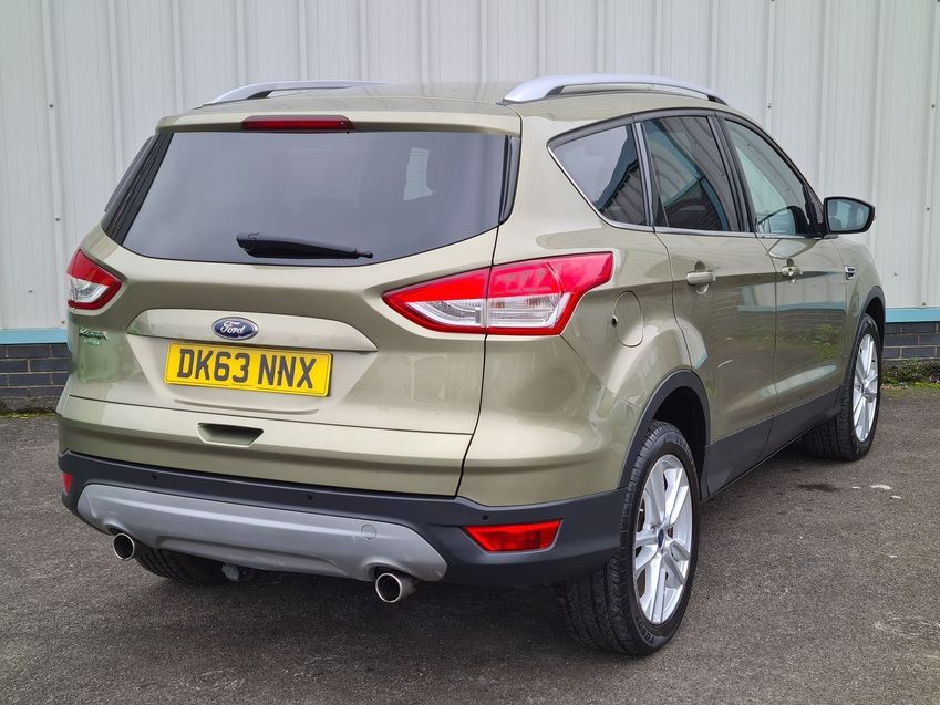 FORD KUGA