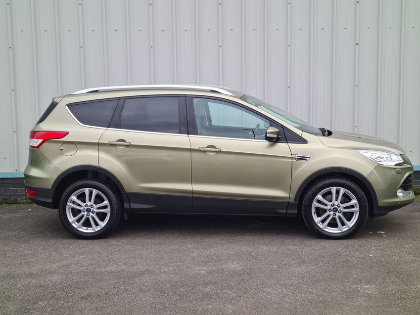 FORD KUGA