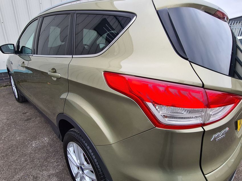 FORD KUGA