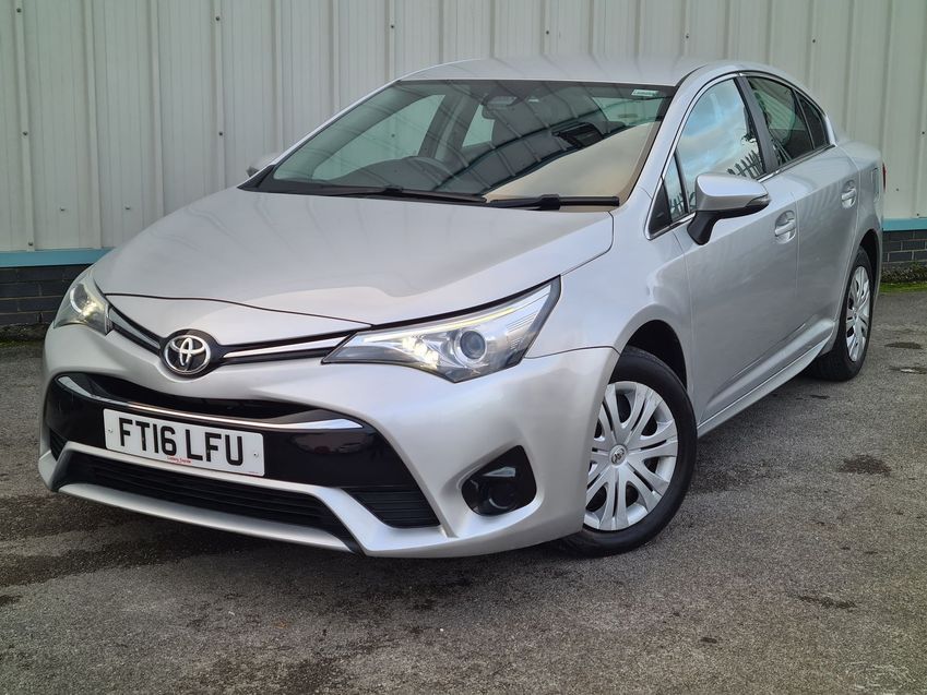 TOYOTA AVENSIS